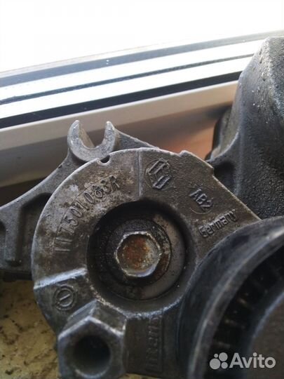 Кронштейн вспомогательных агрегатов Renault Duster