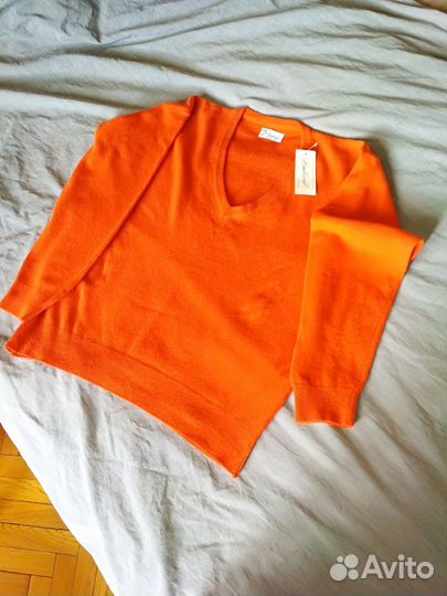 Джемпер, производство Италии. Размер L