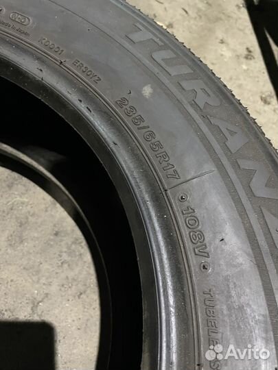 Bridgestone Turanza ER30 235/65 R17