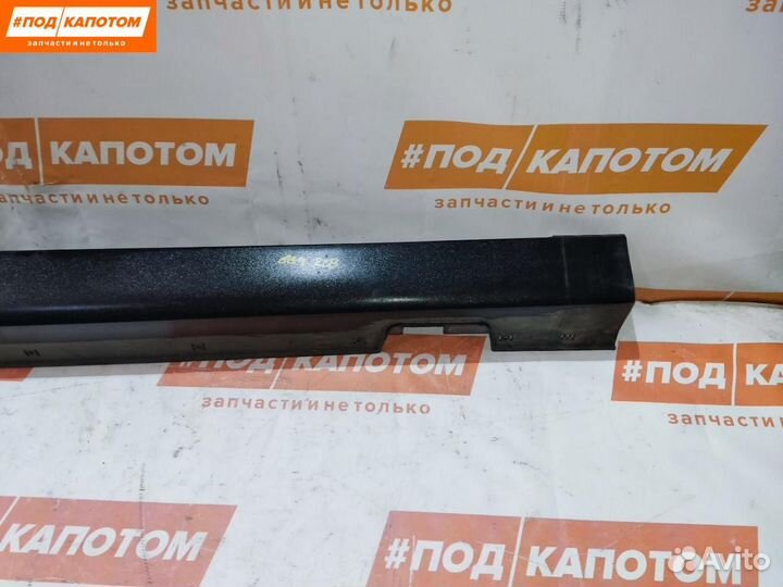 Накладка на порог правая Hyundai ix35 2012