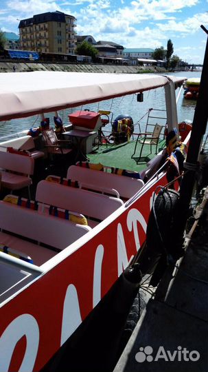 Катер кататамаран