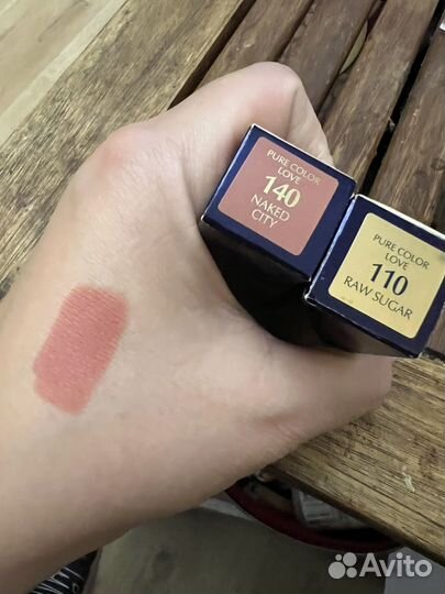 Помада Estee Lauder 140 матовая