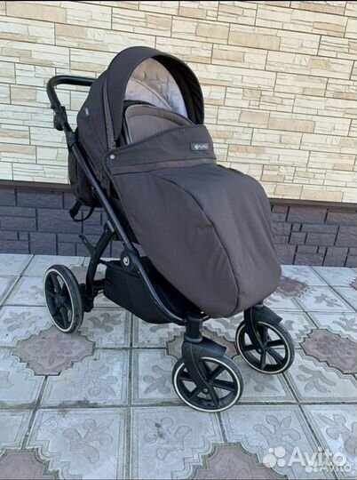 Коляска tutis uno 3 plus 2 в 1