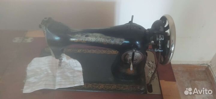 Швейная машина Подольск ножная