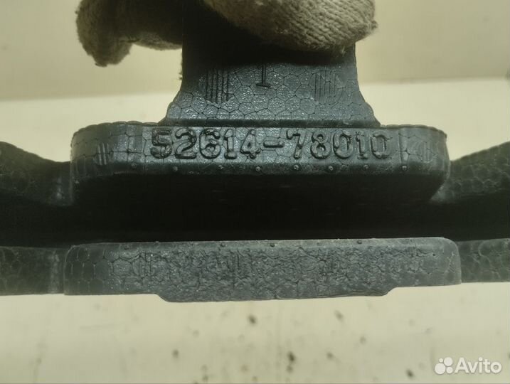 Наполнитель переднего бампера Lexus NX 200 Z10 201