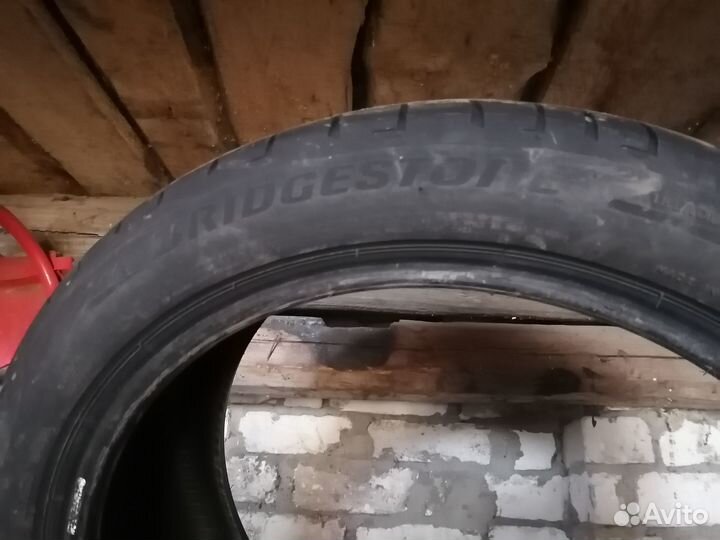 Bridgestone Potenza S001 245/40 R18