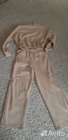 Спортивный костюм для девочки 140