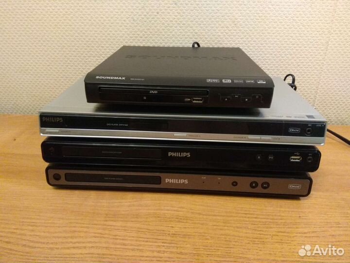 DVD плеер Philips с USB и Караоке