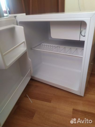 Холодильник маленький