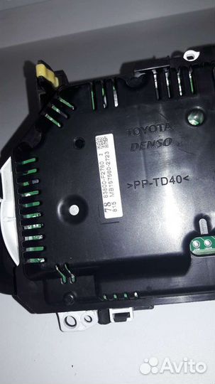 Спидометор, одометр, Тоёта