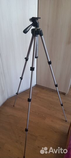 Штатив для фотоаппарата manfrotto