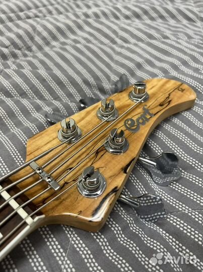 Бас гитара Cort GB5-Custom