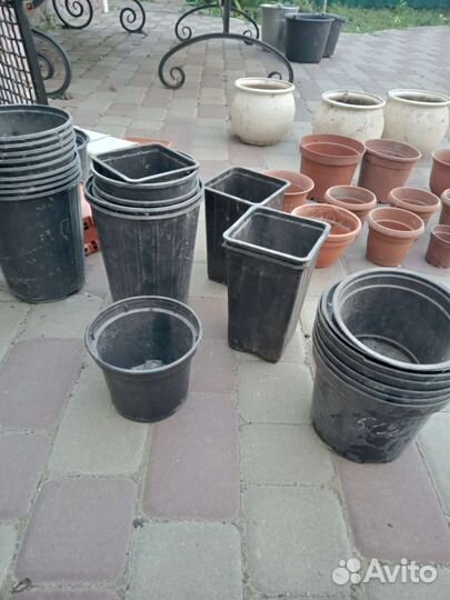 Кашпо горшок для цветов и для рассады