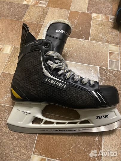 Хоккейные коньки bauer supreme pro SR размер 10
