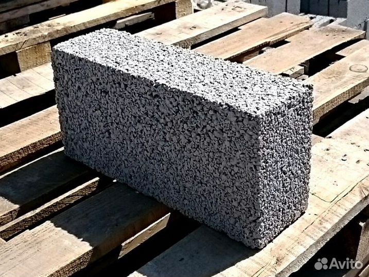 Керамзитобетонный блок перегородочный полнотелый