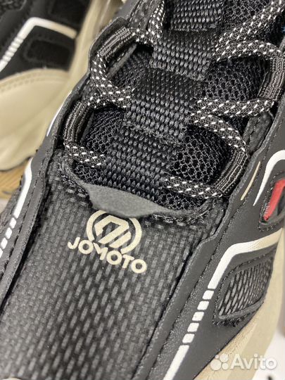 Кроссовки Jomoto новые