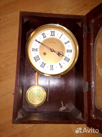 Часы настенные Янтарь с боем СССР 1986г