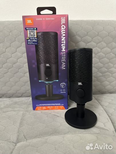 Игровой микрофон JBL quantum stream