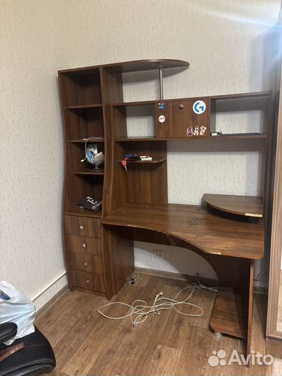 Компьютерный стол, письменный