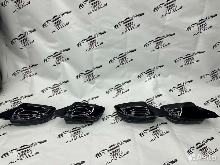 Накладки на зеркала BMW G30