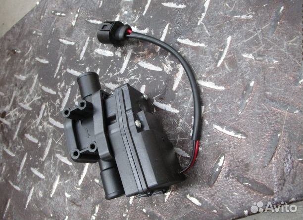 Кран отопителя электрический shacman X3000 WP12 sz