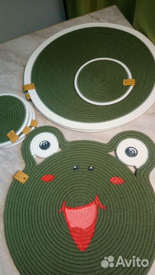 Семейный набор для сервировки стола