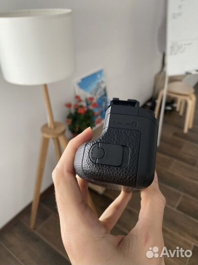 Оригинальная батарейная ручка sony VG-C3EM