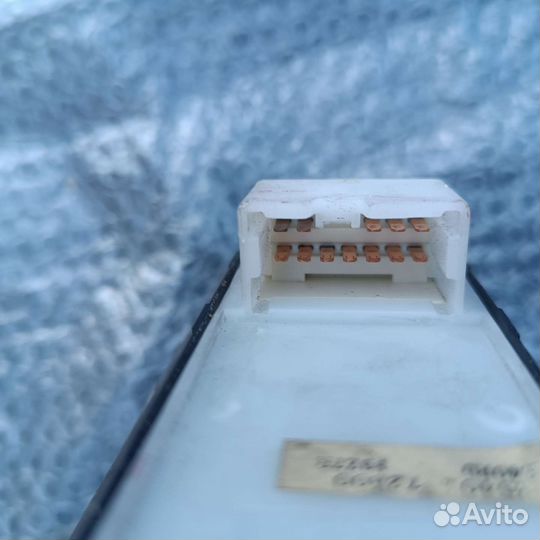 Блок стеклоподъемников Ниссан r nessa