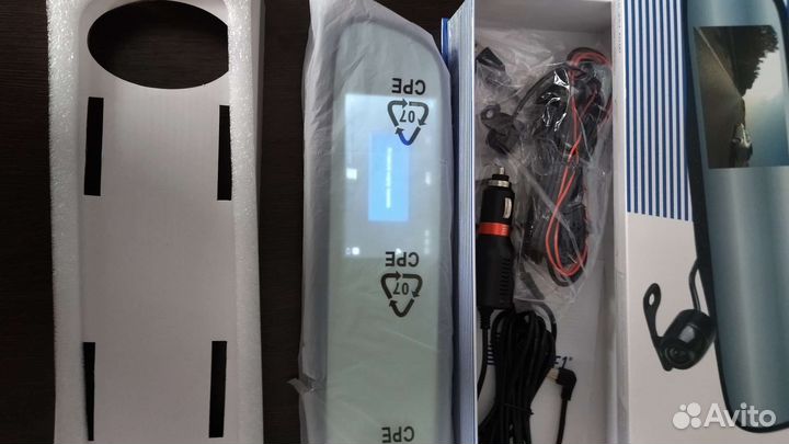 Видеорегистратор silverstone f1 351