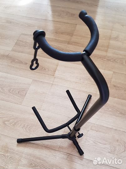 Стойка под гитару Tempo GST80 Новая