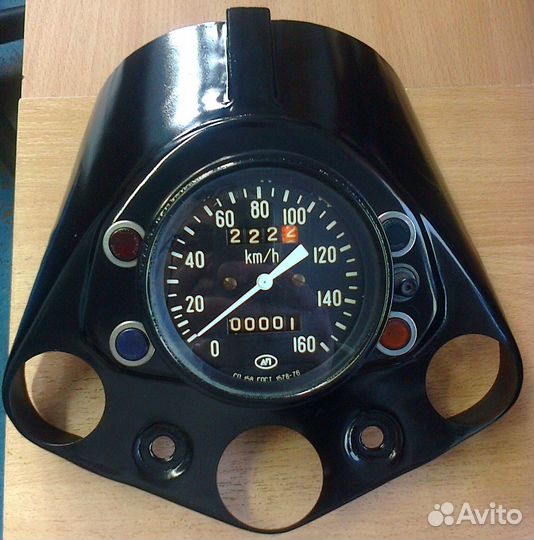 Руль в сборе,на сайлентблоках,тросы вояж мото урал