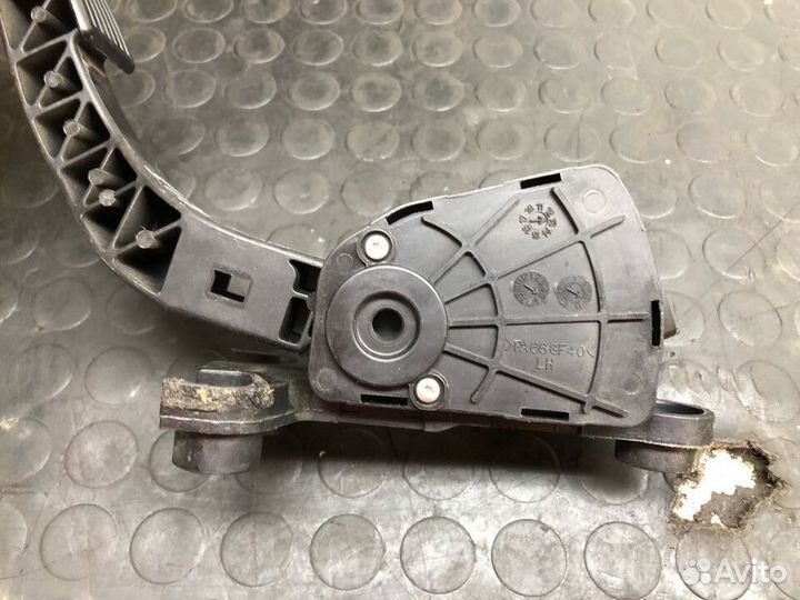 Педаль газа Hyundai Solaris I