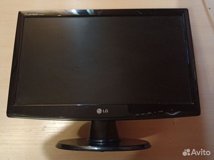 Монитор LG Flatron 2043S