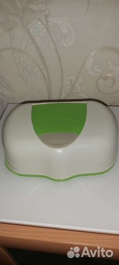 Контейнер для влажных салфеток