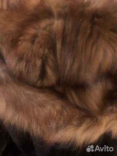 Шуба норковая с капюшоном из соболя