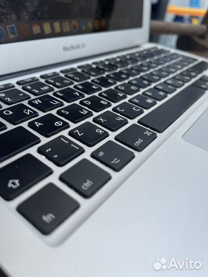 Apple MacBook Air 11