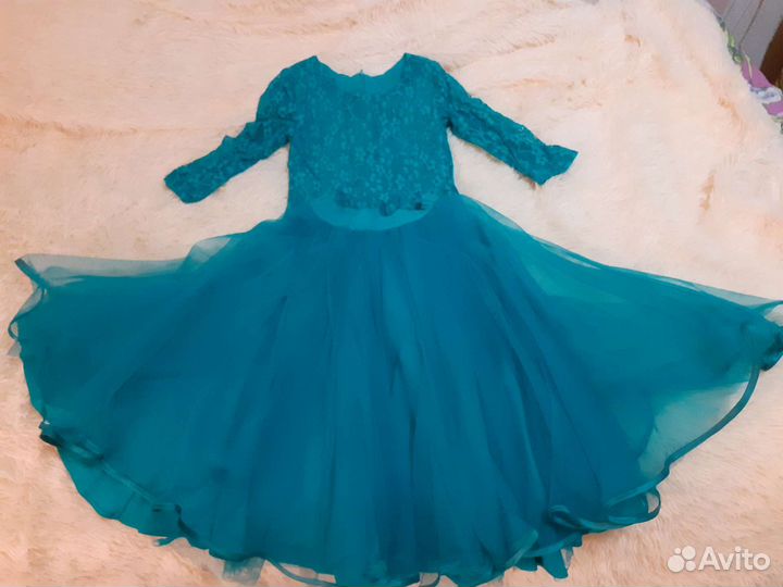 Платье для бальных танцев