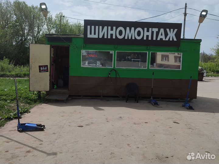 Работа шиномонтажником