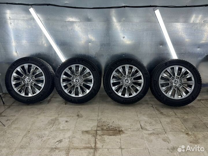 Оригинальные колеса на Land Cruiser 300 R20