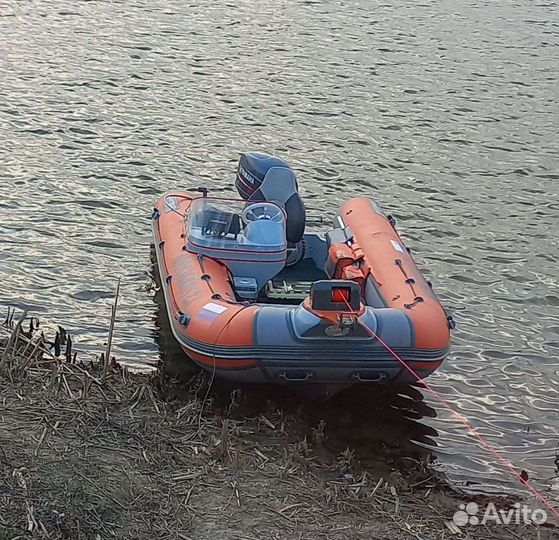 Лодка Риб River Boats