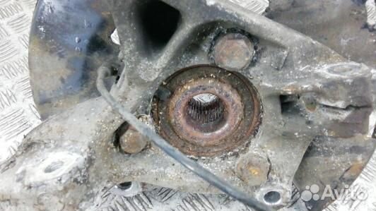 Ступица передняя правая opel astra J (8BN30N901)