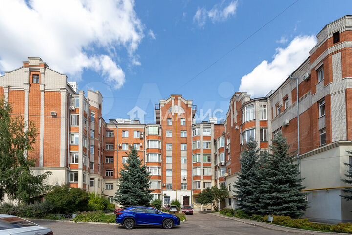 3-к. квартира, 98,5 м², 3/6 эт.