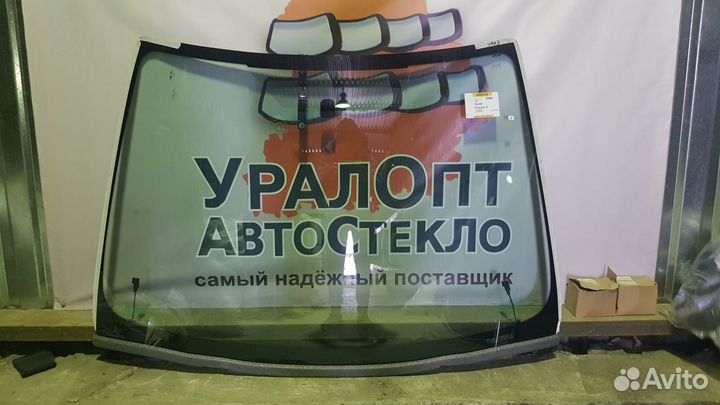 Лобовое стекло с полным обогревом Skoda Superb