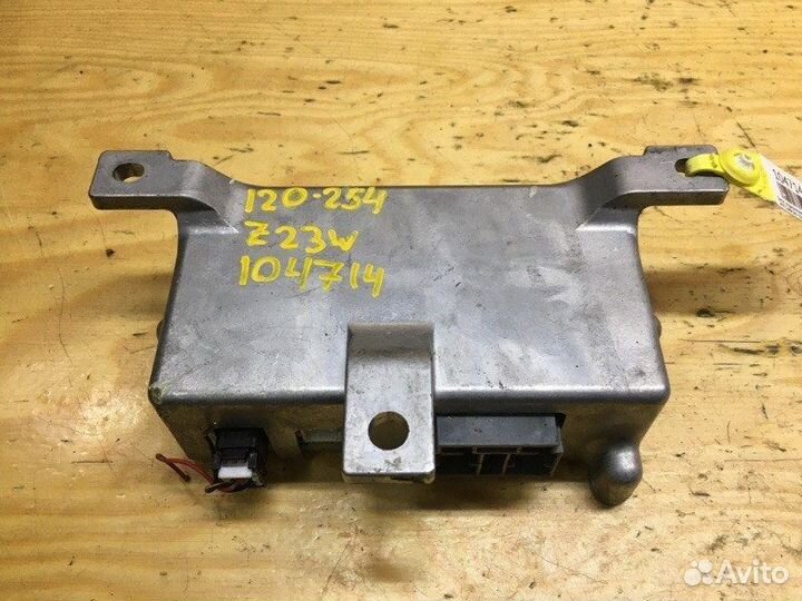 Блок управления рулевой рейкой Mitsubishi Colt