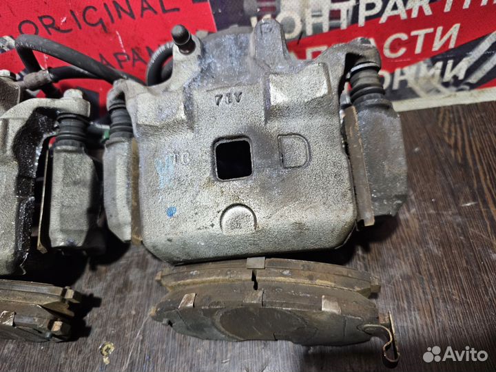 Суппорта передние Nissan teana j 31