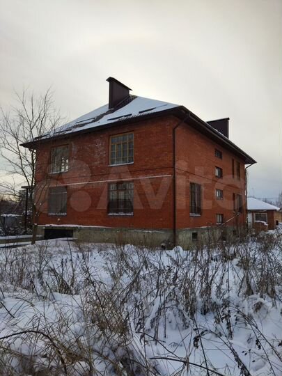 Дом 316,4 м² на участке 11,5 сот.