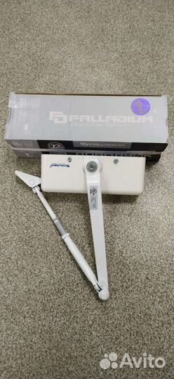 Доводчик дверной Palladium