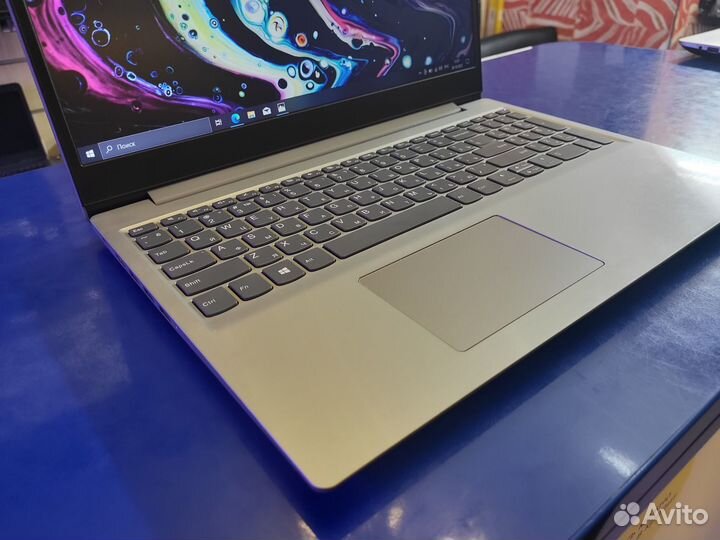 Ноутбук Lenovo