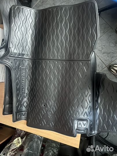 Полный комплект ковриков hyundai staria