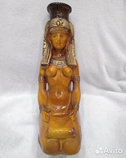 Копилка в египетском стиле